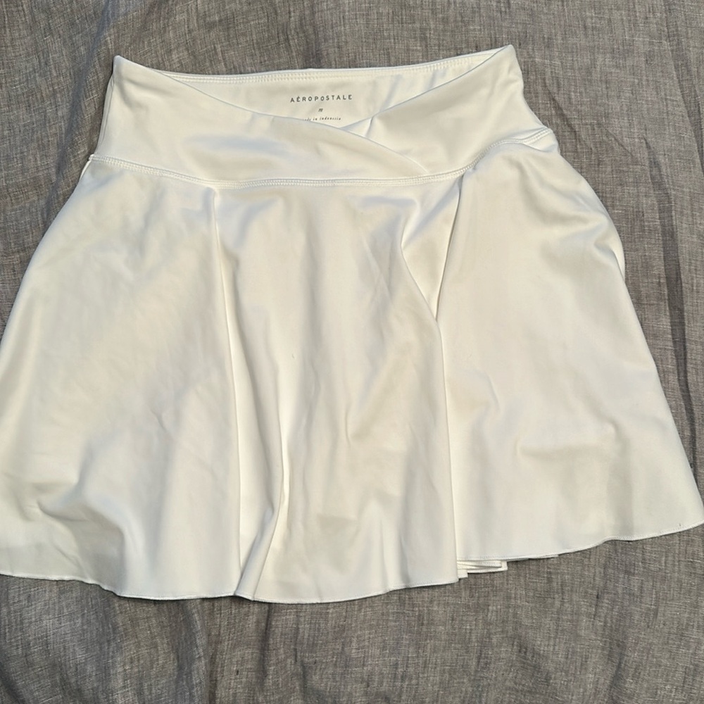 Aeropostale Flex High-rise crossover skort. Size Medium